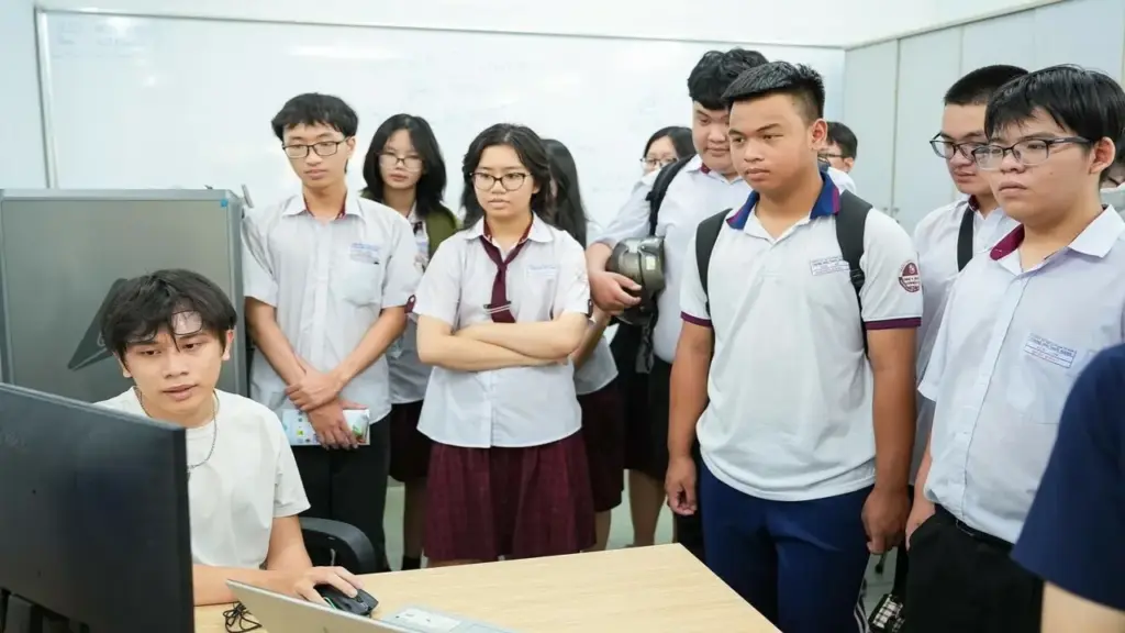 Điểm sàn Đại học Khoa học Tự nhiên TP HCM cao nhất 24
