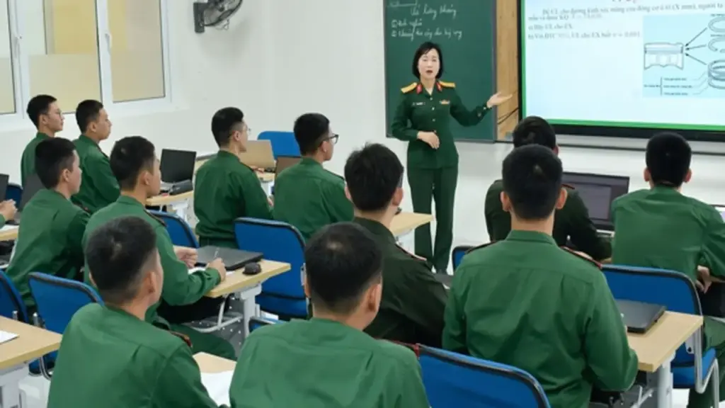 Điểm sàn vào 22 trường quân đội: cao nhất 25, thấp nhất 17