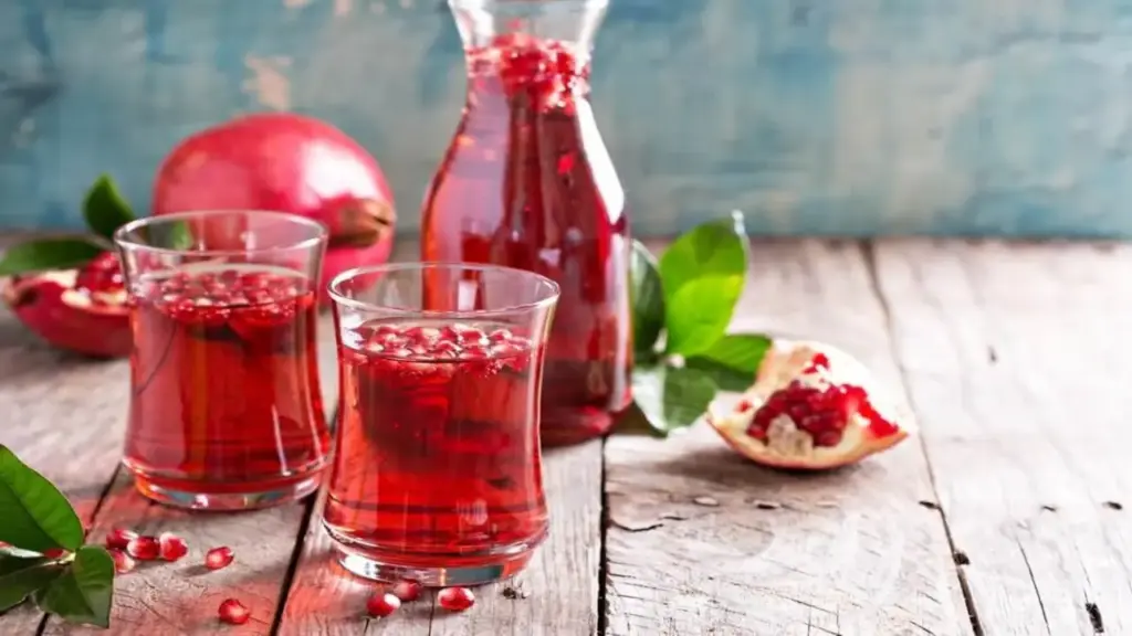 Điều gì xảy ra nếu bạn ăn lựu mỗi ngày?