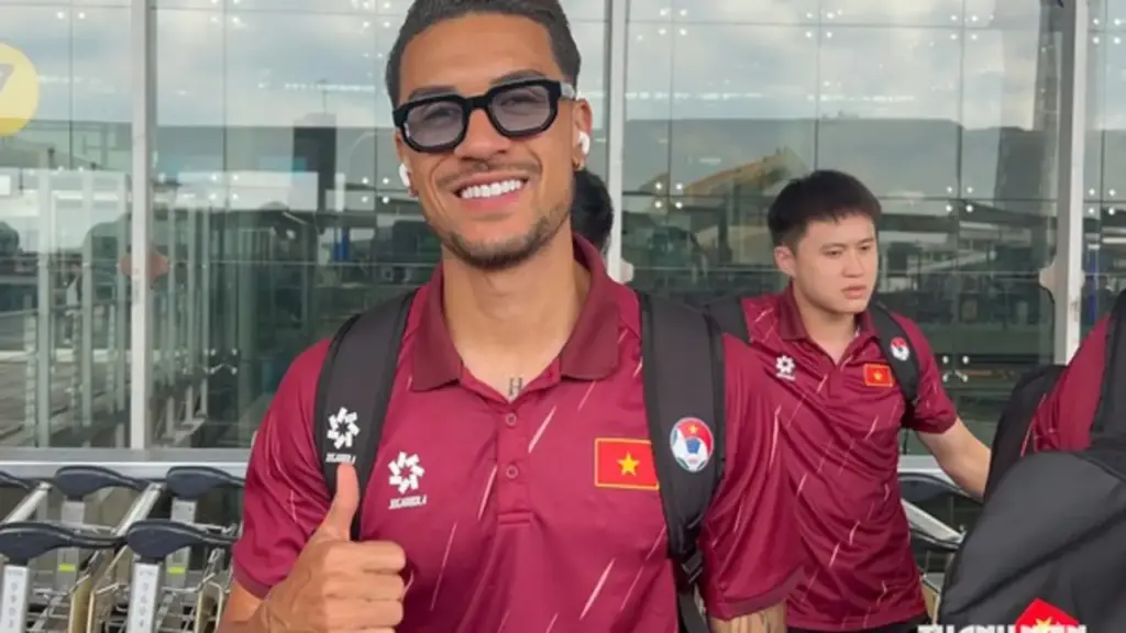 Đội tuyển Việt Nam rạng rỡ rời Thái Lan về nước, hành trình ra quân ASEAN Cup quá mỹ mãn
