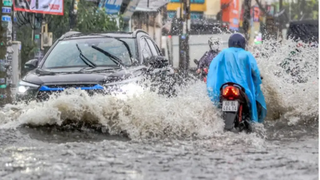 Dự báo thời tiết 5/7: Miền Bắc tiếp tục hứng mưa lớn do hoàn lưu bão số 1, tâm điểm nơi nào?