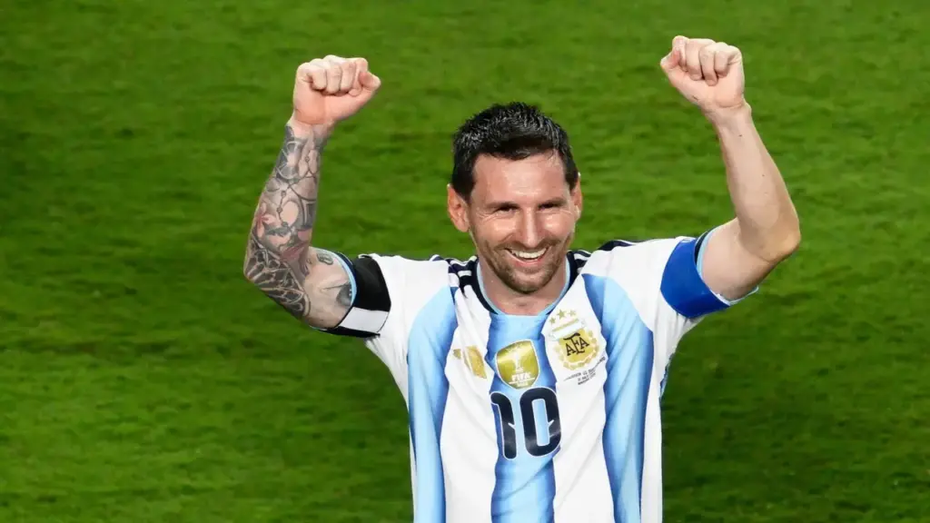 Du lịch Mỹ bùng nổ 'giờ chót' khi World Cup vào bán kết