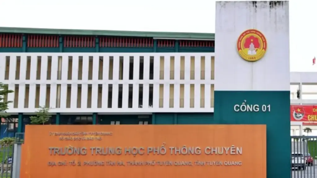 Dư luận phản ứng dữ dội trước đề xuất ‘thi lại’ của Tuyên Quang