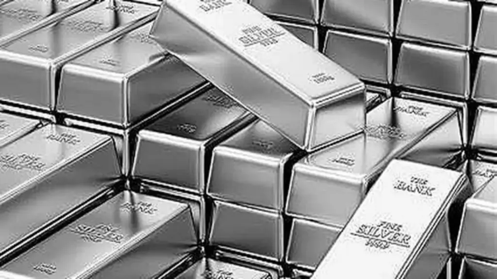 Giá bạc hôm nay (3/7): Bứt phá tăng mạnh cả trong nước và thế giới