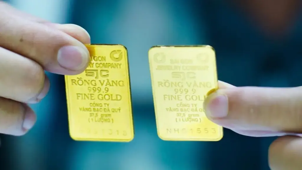 Giá vàng miếng SJC tăng gần 1 triệu đồng/lượng