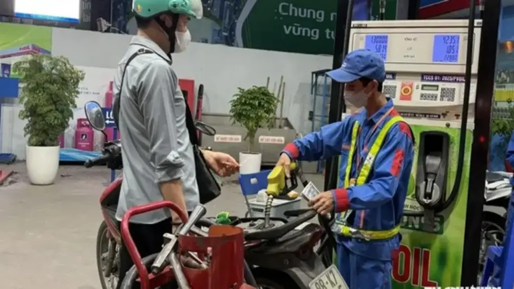 Giá xăng dầu đồng loạt tăng từ chiều 16.7