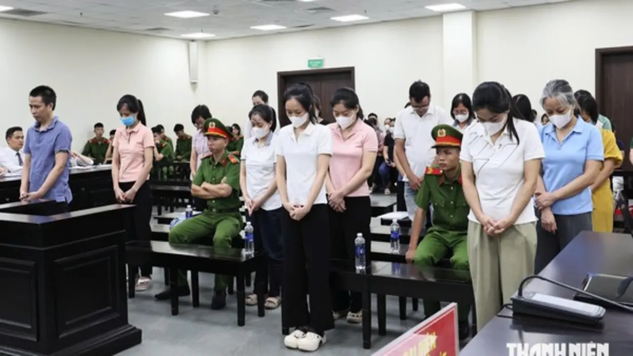 Giám đốc lãnh án 26 năm tù vụ sản xuất thực phẩm giả và rửa tiền