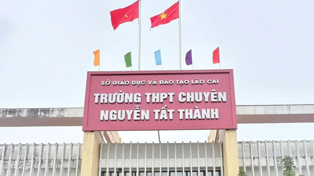 Giám đốc Sở Giáo dục và Đào tạo Lào Cai lý giải việc hơn 40 điểm 10 môn toán tập trung tại một cụm thi