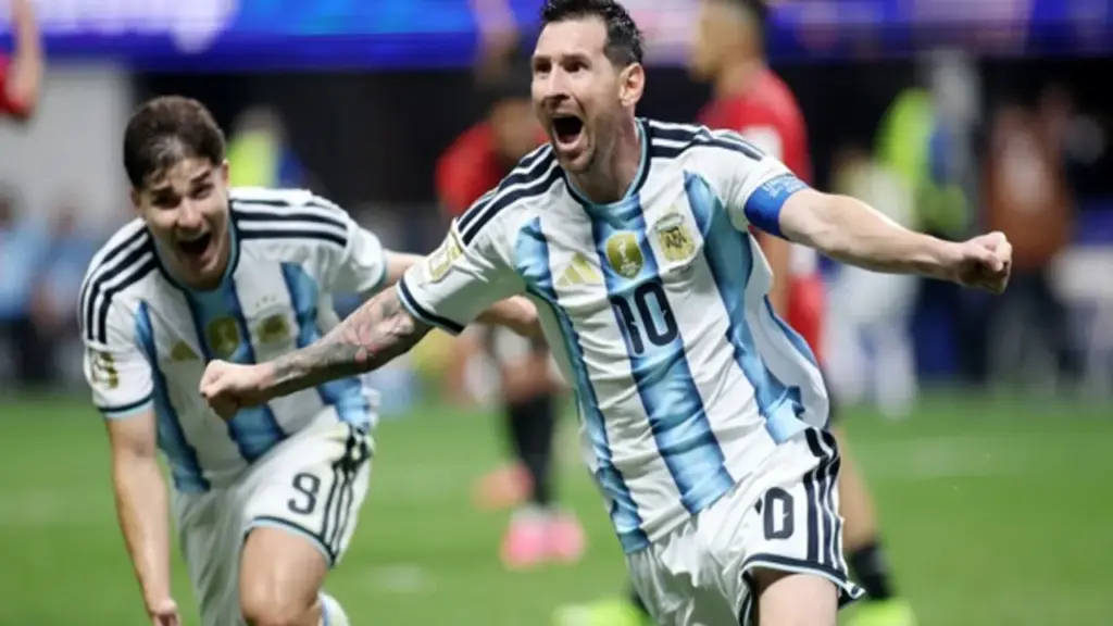 Giới thể thao Mỹ ngả mũ trước Messi: ‘Màn lội ngược dòng chưa từng thấy!’