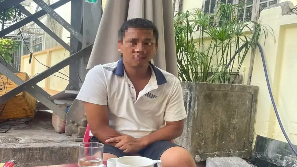 Giúp người đàn ông trầm cảm đi lạc 15 ngày tìm về gia đình, Công an Quảng Trị nhận mưa lời khen