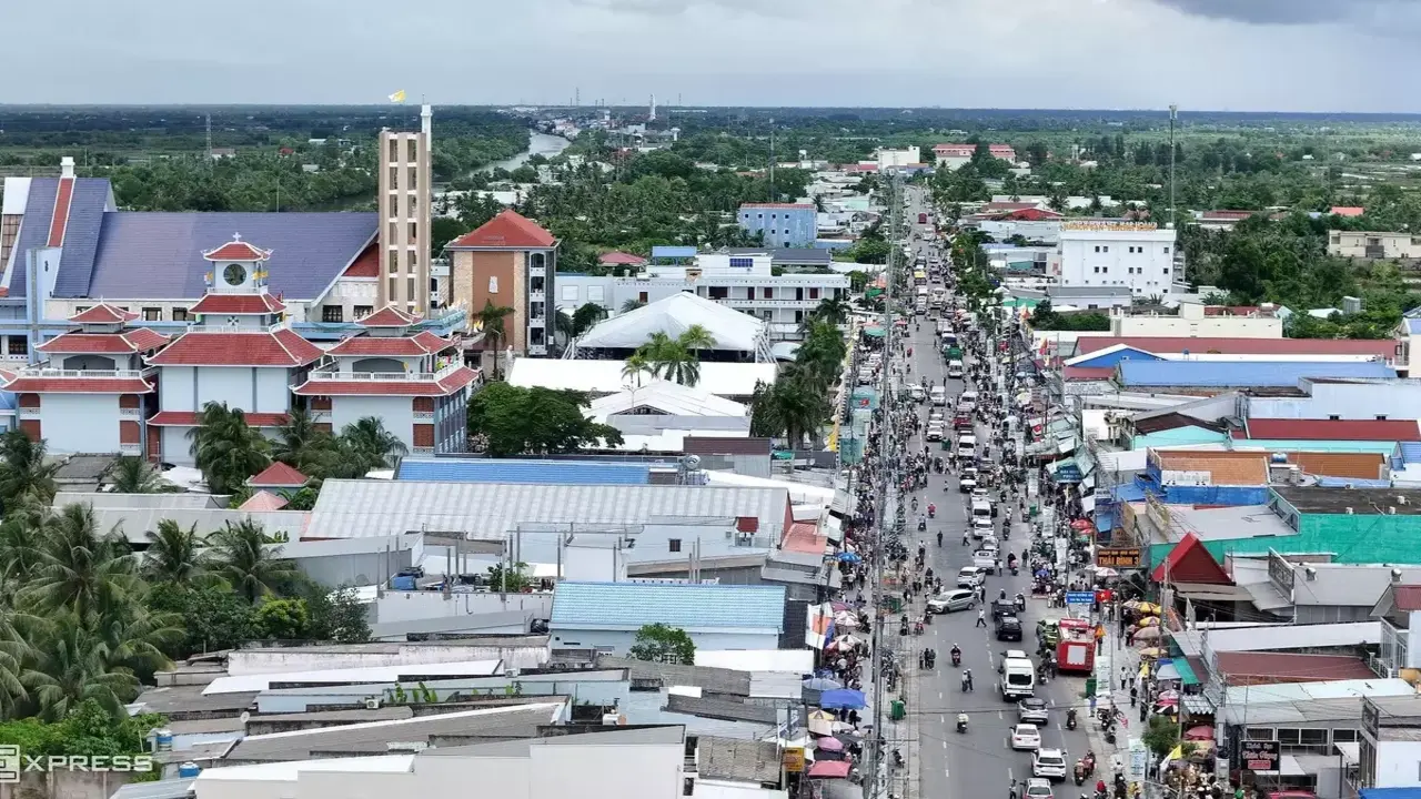 Gợi ý di chuyển, ăn uống tránh đông ngày lễ tuyên Chân phước