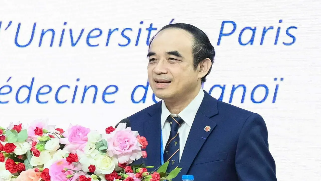 GS Nguyễn Hữu Tú giữ chức Hiệu trưởng Đại học Y Hà Nội