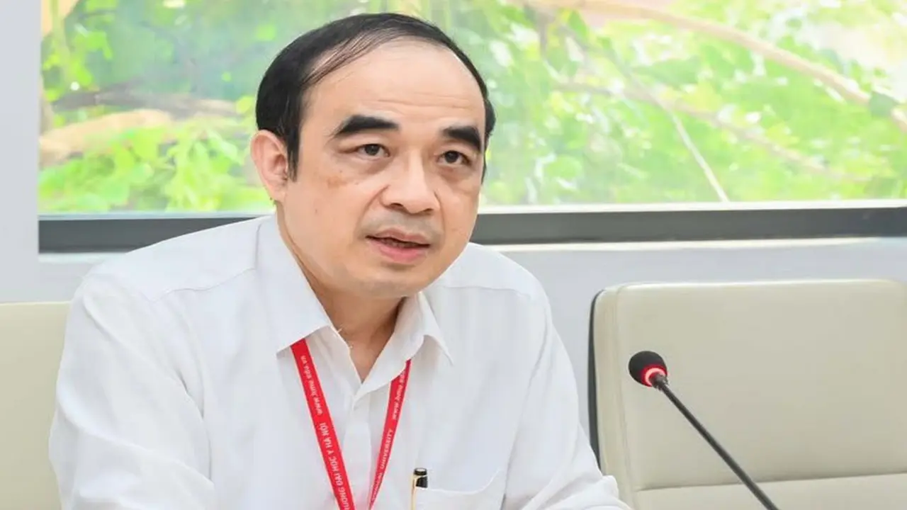 GS Nguyễn Hữu Tú giữ chức Hiệu trưởng Trường đại học Y Hà Nội đến khi nghỉ hưu