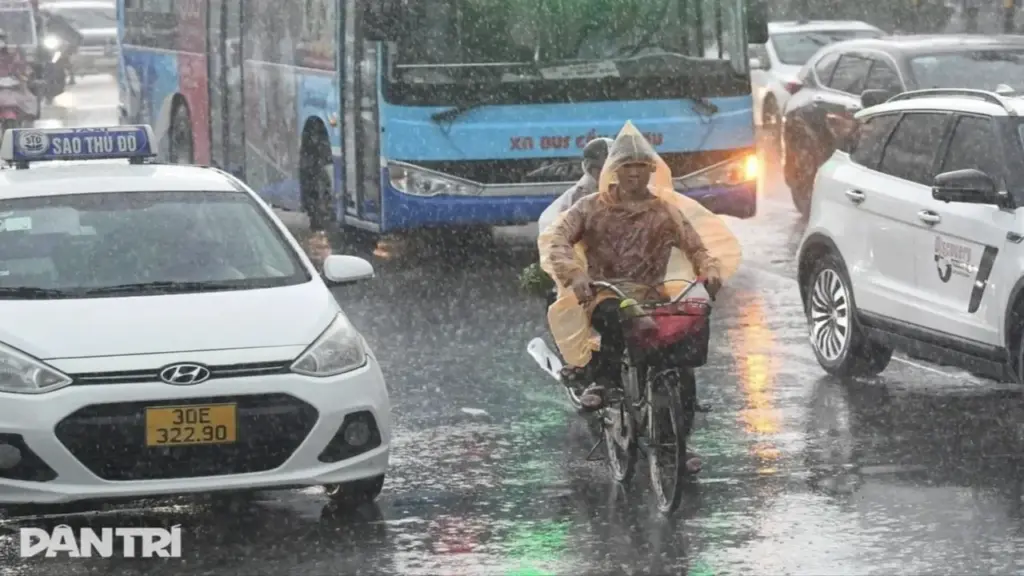 Hà Nội có nơi mưa rất to, Bắc Bộ đề phòng ngập úng