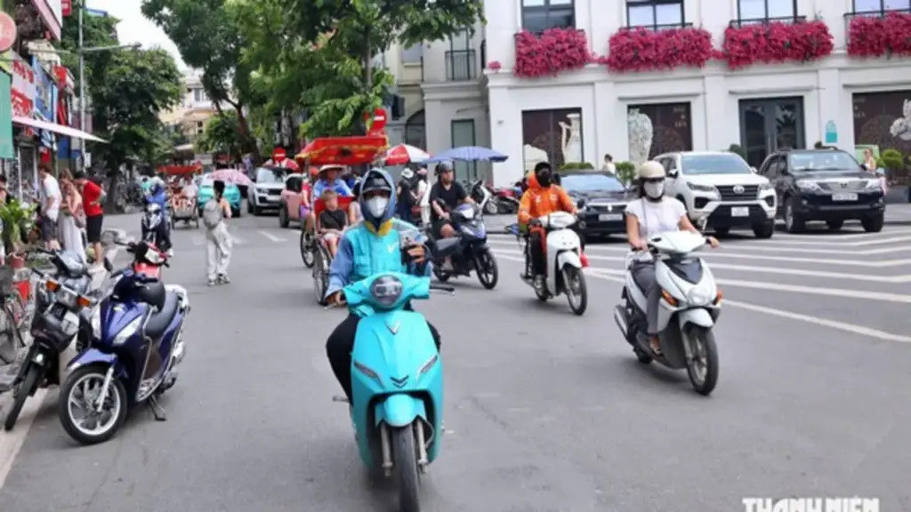 Hà Nội sẽ hỗ trợ người thu nhập thấp đổi xe máy không đạt chuẩn khí thải