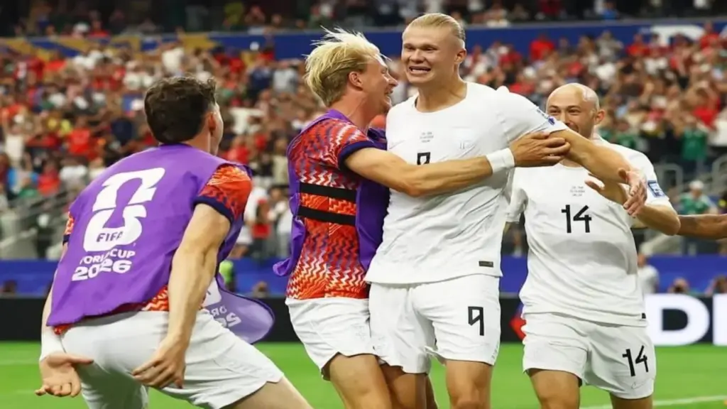 Haaland tỏa sáng, Na Uy thắng nghẹt thở và đối đầu với Brazil