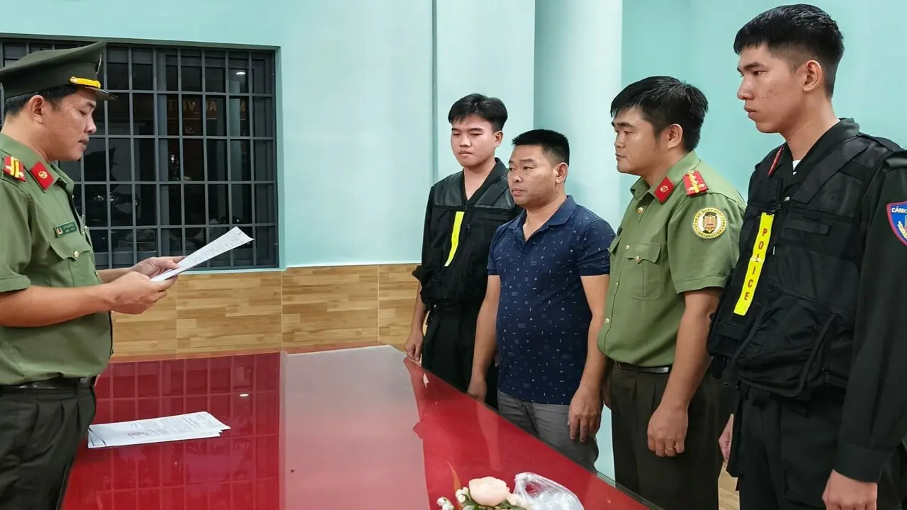 Hai chủ khách sạn bị bắt vì cho nhóm người Trung Quốc lưu trú trái phép