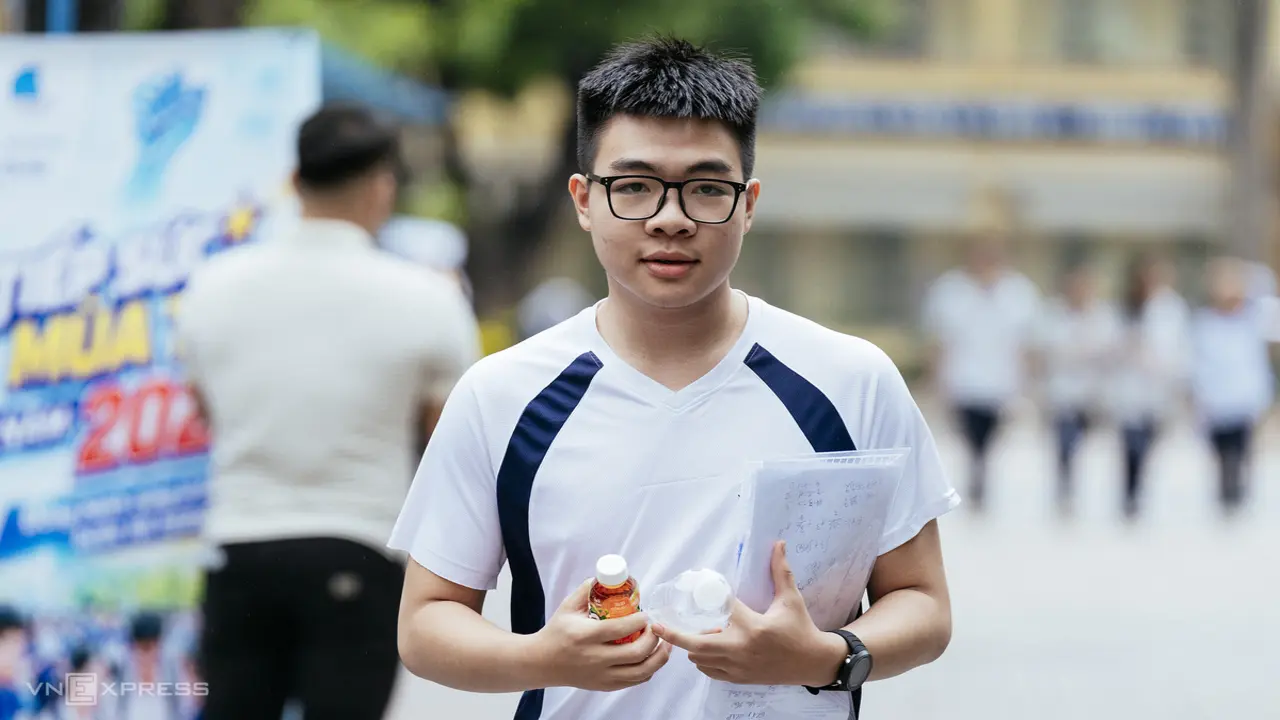 Hai thí sinh tự do là thủ khoa toàn quốc
