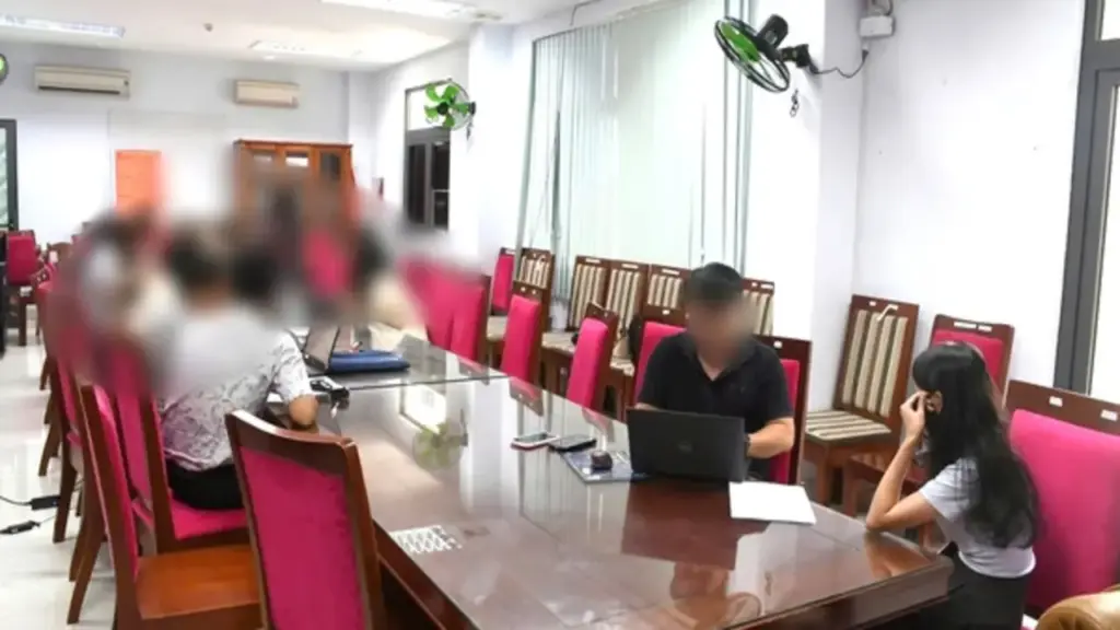 Hành trình bắt giữ đường dây "bẫy" người trẻ đổi đời bằng tiền ảo ở Đà Nẵng