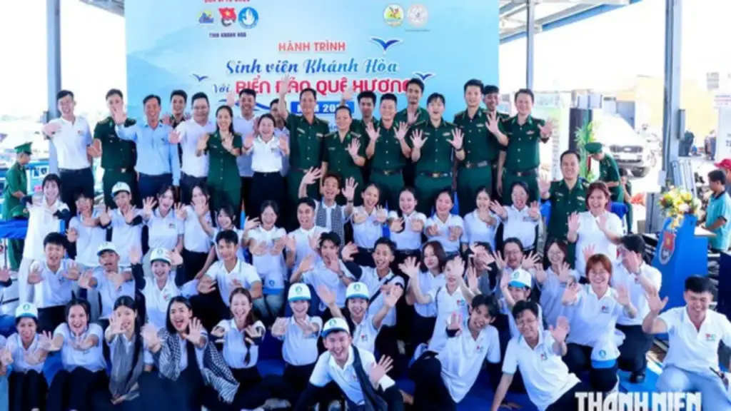 Hành trình lan tỏa tình yêu biển, đảo quê hương của sinh viên