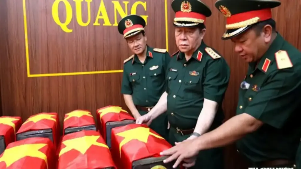 Hành trình tìm liệt sĩ tại công viên Lê Thị Riêng: 'Không để các anh đau thêm lần nữa'