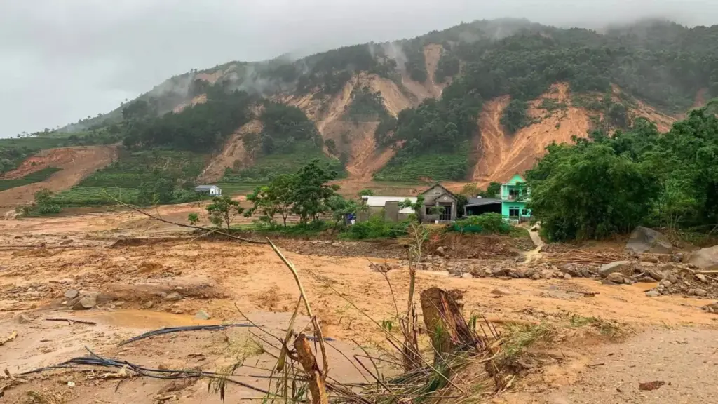 Hình ảnh bản làng ở Lai Châu bị lũ quét tàn phá