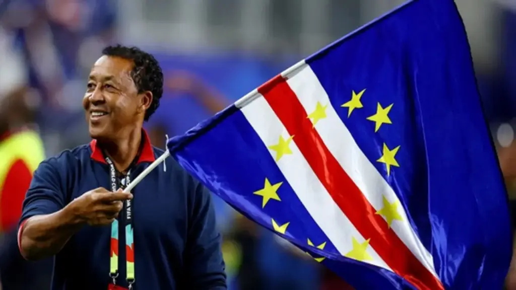 HLV Cabo Verde xúc động tạm biệt World Cup, dành lời khen đặc biệt cho Argentina