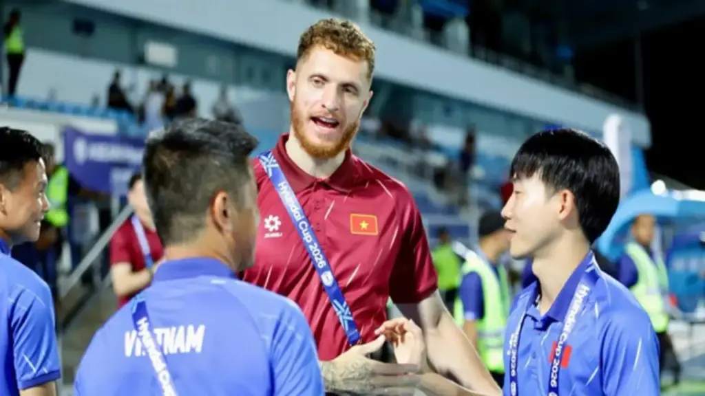 HLV Kim Sang-sik vẫn còn ‘quân bài trong tay áo’, đội tuyển Việt Nam rất khó bị bắt bài