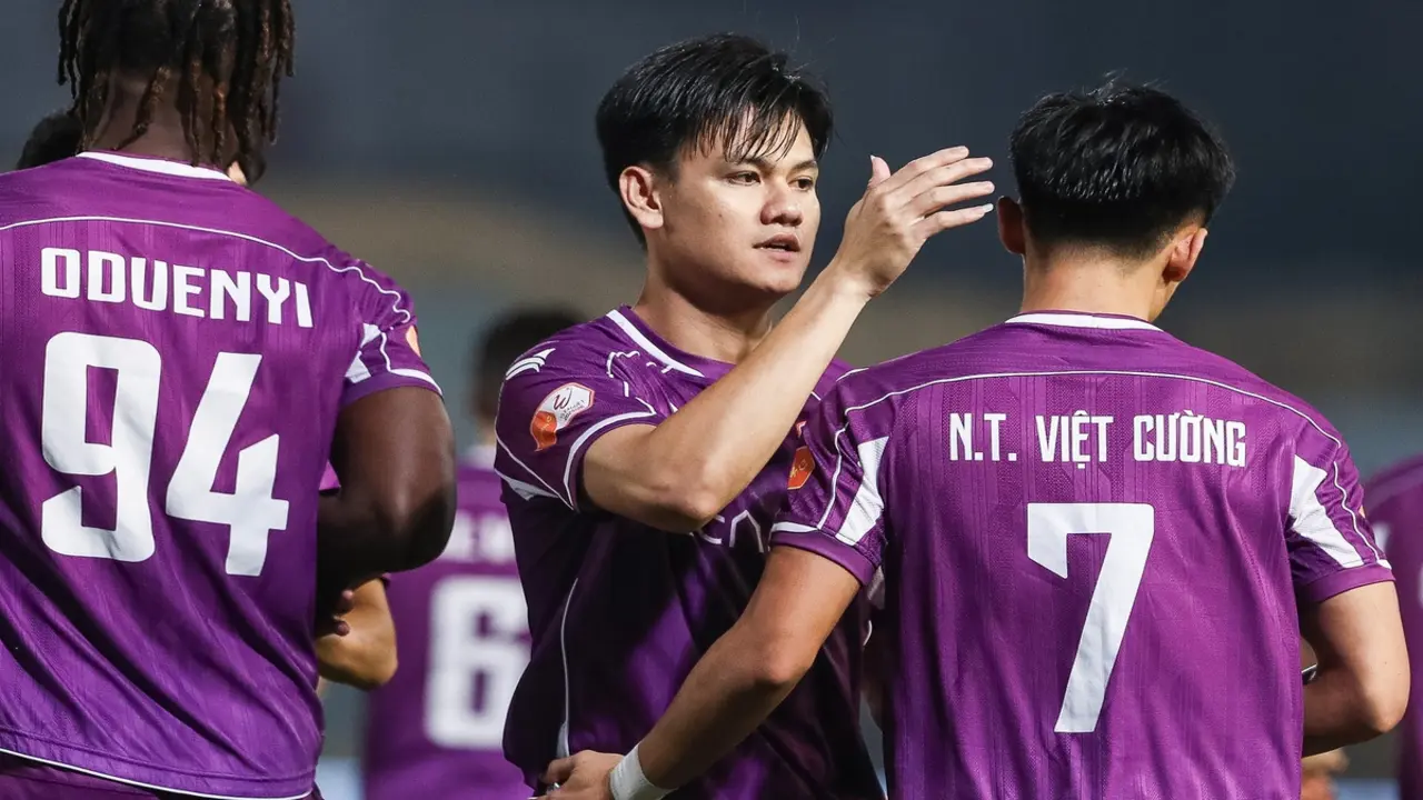 Hồ Tấn Tài gia nhập CLB Ninh Bình