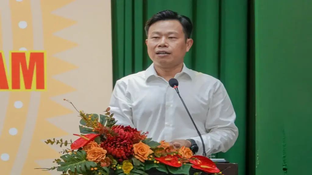 Học trung học nghề ra trường đi làm ngay, lương cao hơn lao động phổ thông