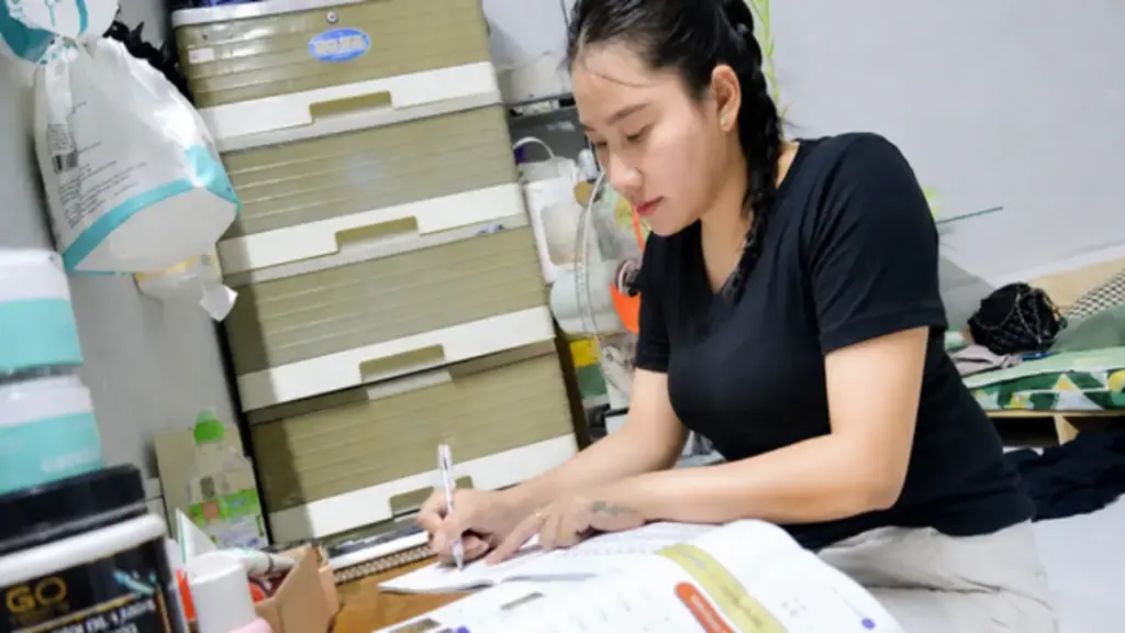 Hội chứng 'tự hù mình' của người trẻ: Làm sao để vượt qua?