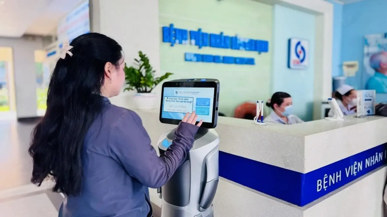 Hơn 1.200 bệnh viện cả nước ứng dụng AI, bệnh án điện tử thành 'hệ thần kinh' y tế hiện đại