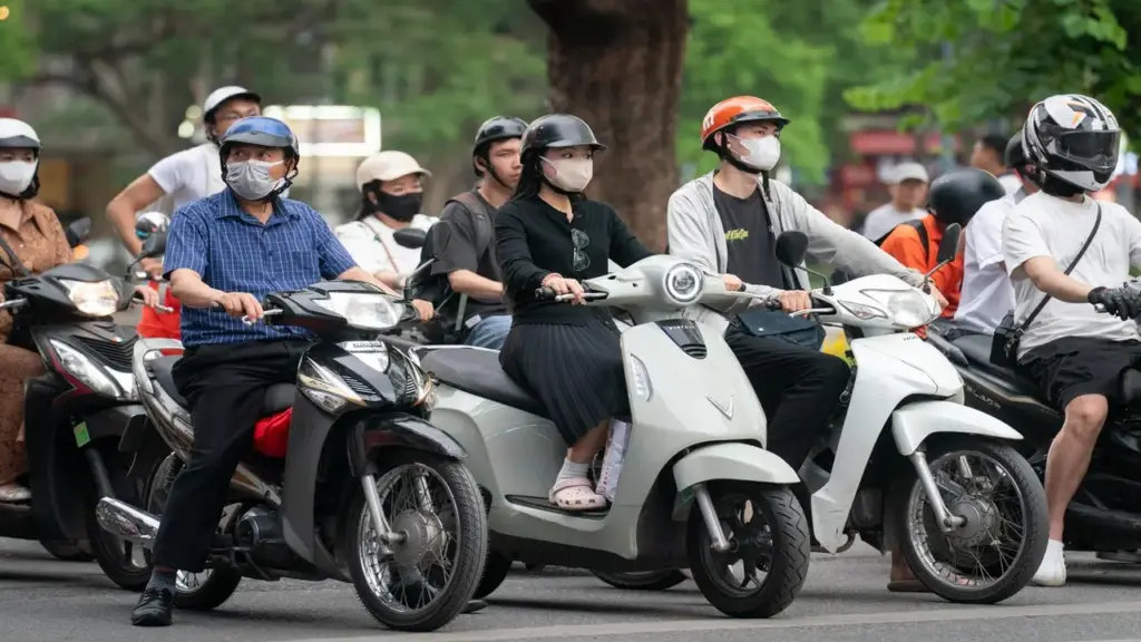 Hơn 2,1 triệu xe ôtô, xe máy đăng ký mới nửa đầu năm