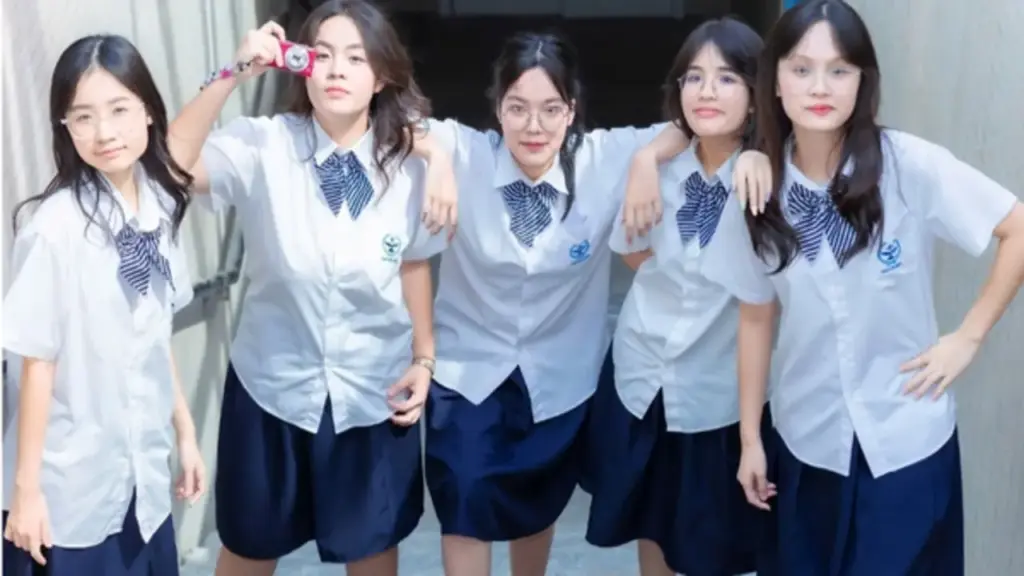 Hơn 367.000 thí sinh bỏ xét tuyển đại học năm 2026, khối STEM vẫn "nóng"