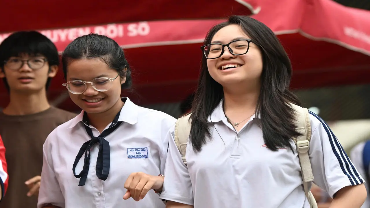 Hơn 7.880 điểm 10 thi tốt nghiệp THPT 2026, bất ngờ môn toán