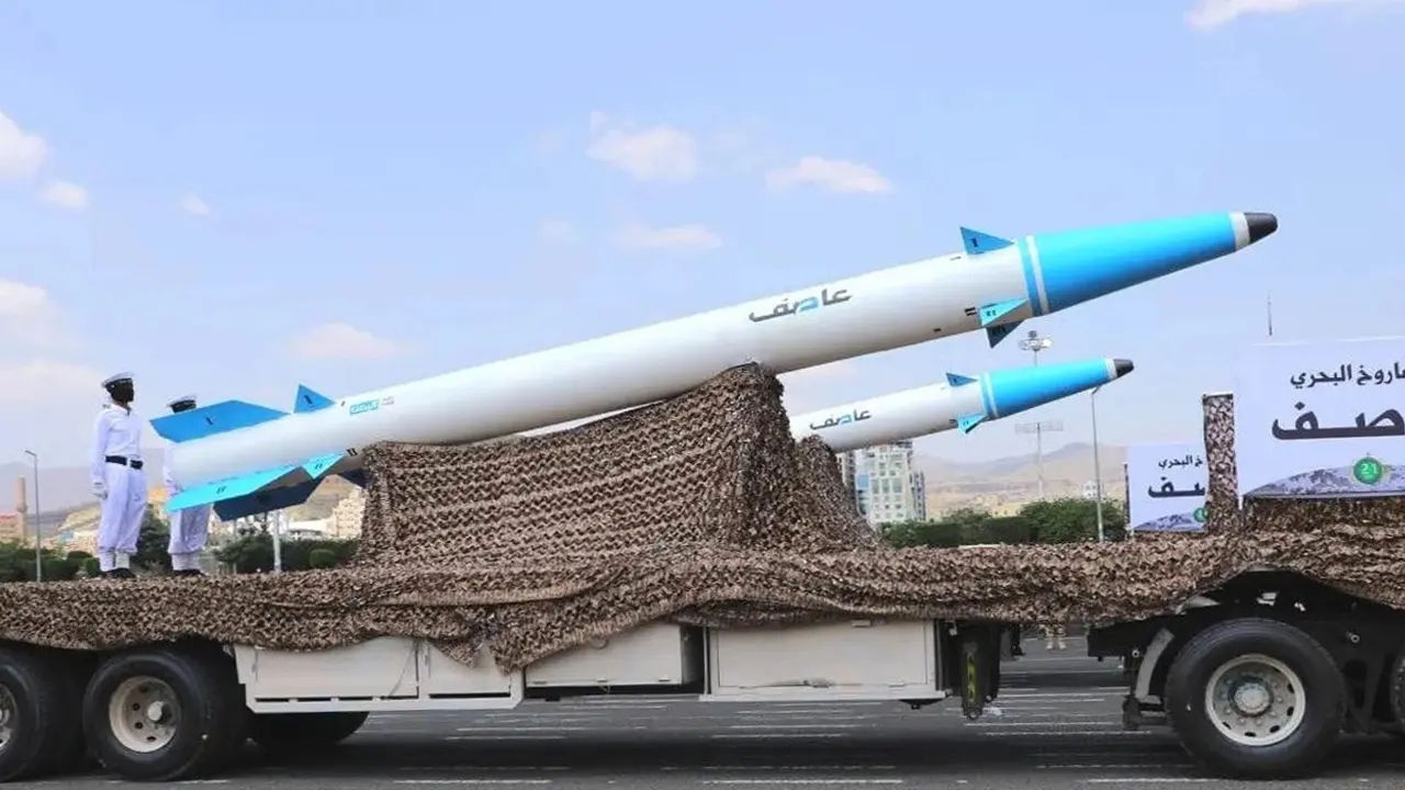 Houthi tố Arab Saudi tập kích sân bay, tuyên bố tung đòn trả đũa