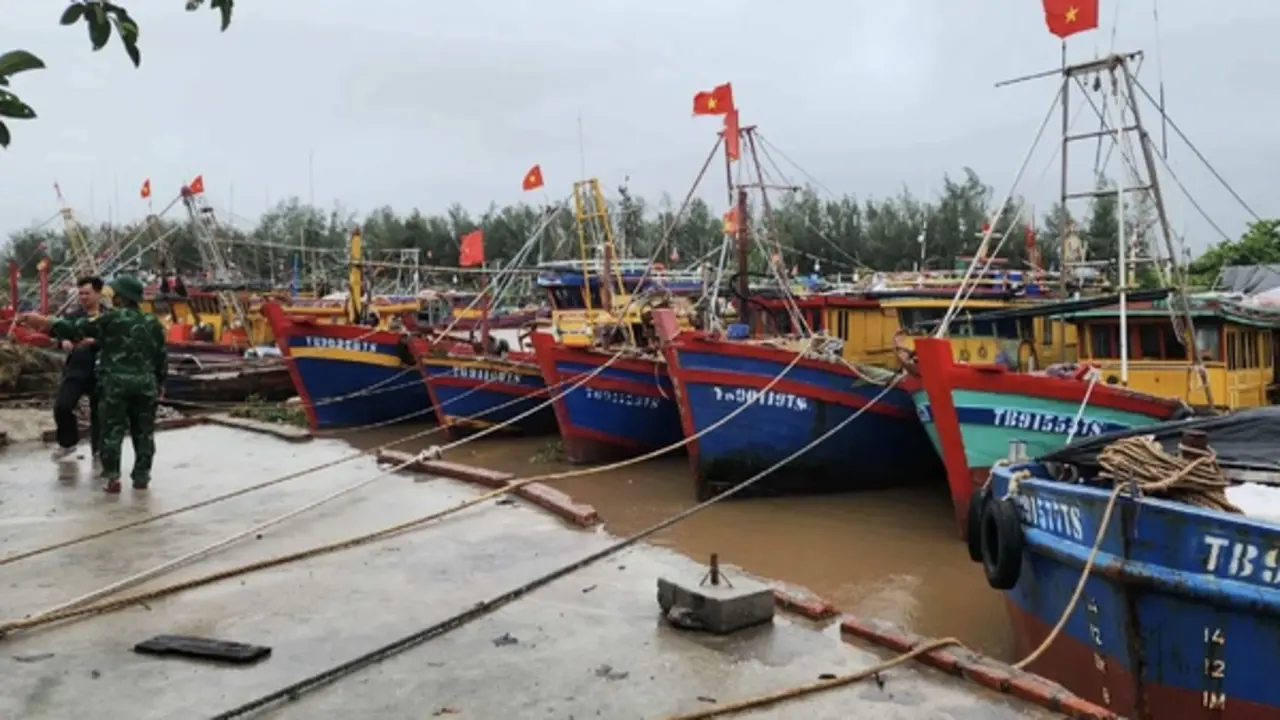 Hưng Yên bắt đầu cấm biển để chống bão Maysak