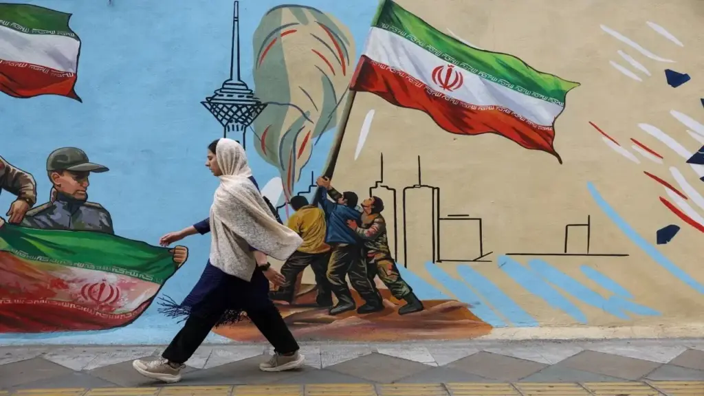 Iran tuyên bố lằn ranh đỏ bất khả xâm phạm