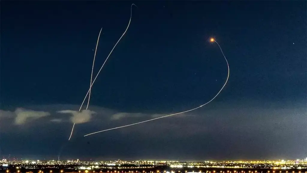 Israel kết án quân nhân gửi video đánh chặn tên lửa cho Iran