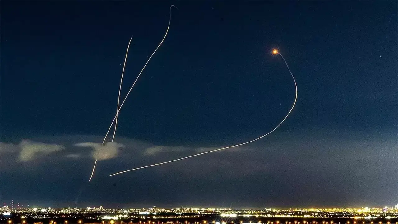 Israel kết án quân nhân gửi video đánh chặn tên lửa cho Iran