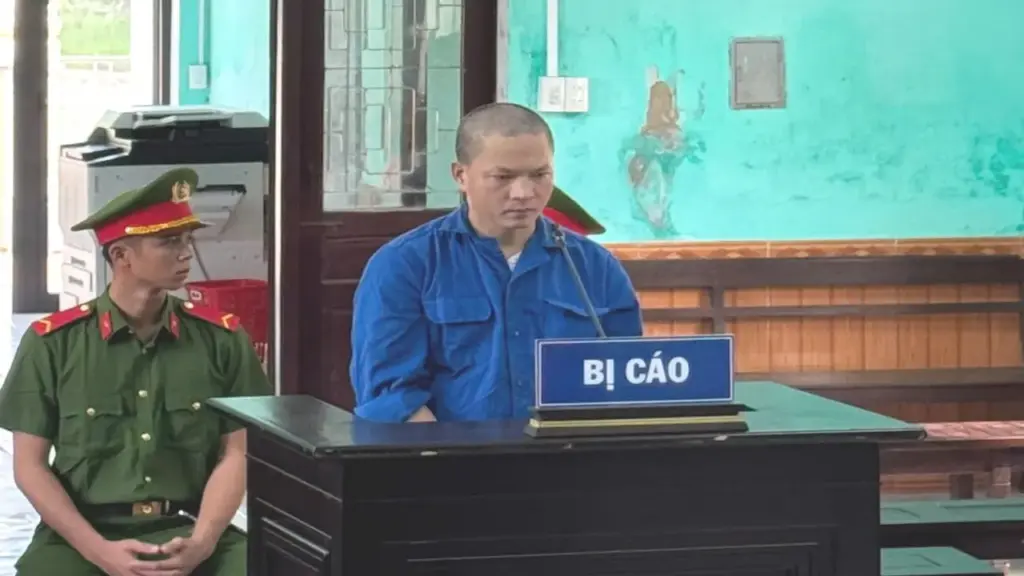 Kẻ đập phá bảo vật quốc gia ngai vua triều Nguyễn lĩnh án