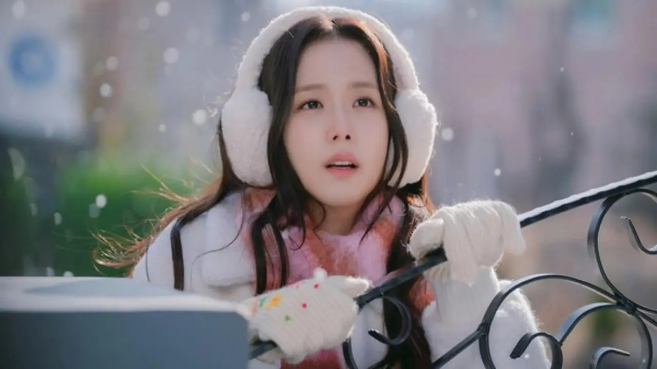 Khán giả khuyên Jisoo (Black Pink) từ bỏ giấc mơ diễn xuất