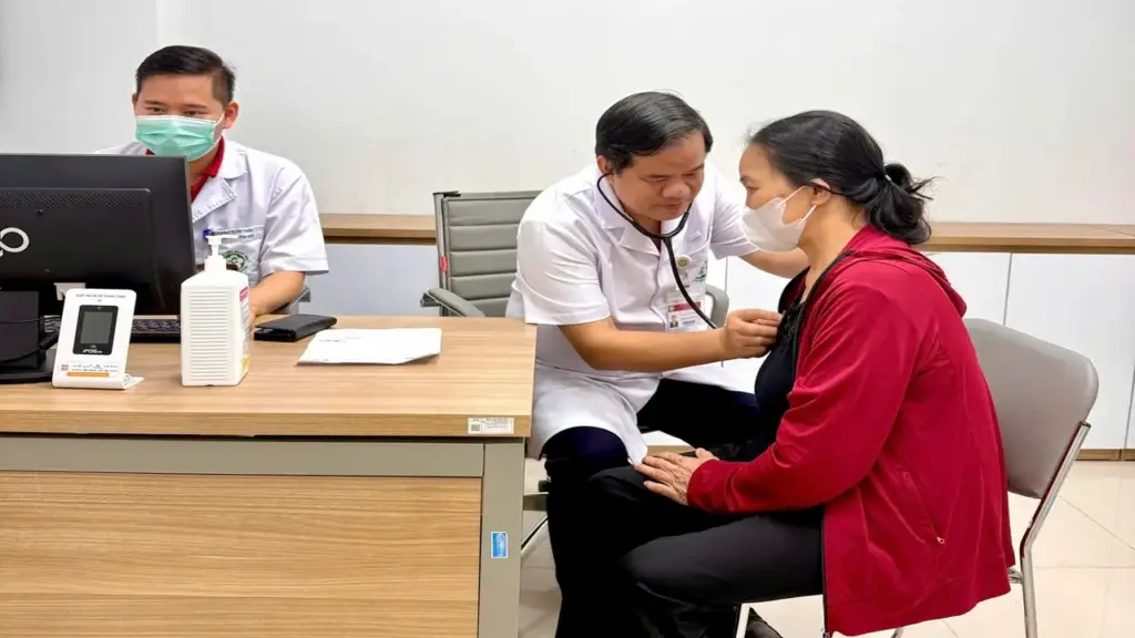 Khởi đầu bằng sự tri ân, lan tỏa trách nhiệm vì sức khỏe nhân dân