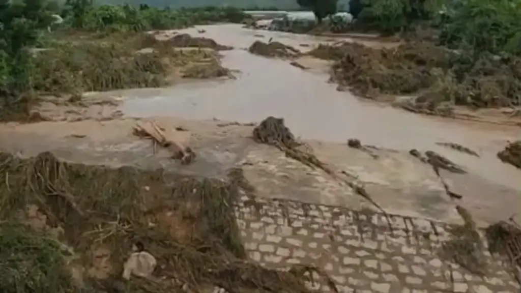 Khởi tố giám đốc công ty Trang Trại Việt Phong Phú sau vụ vỡ hồ chứa nước