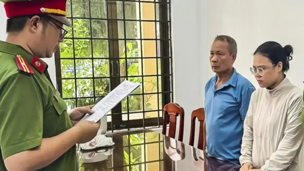 Khởi tố người phụ nữ lừa xin việc và bán đất, chiếm đoạt 780 triệu đồng