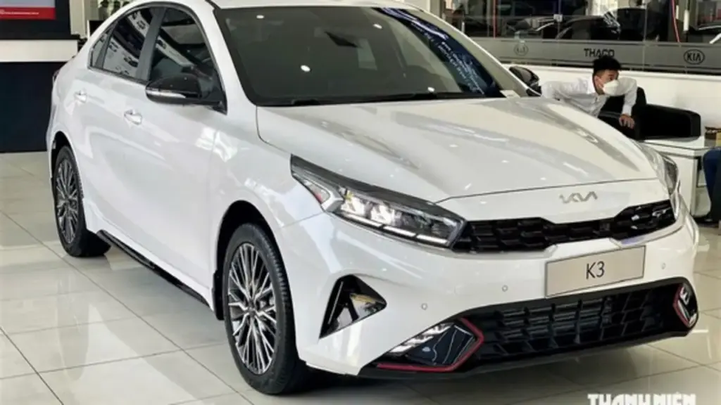 KIA K3 chỉ còn 1 phiên bản tại đại lý