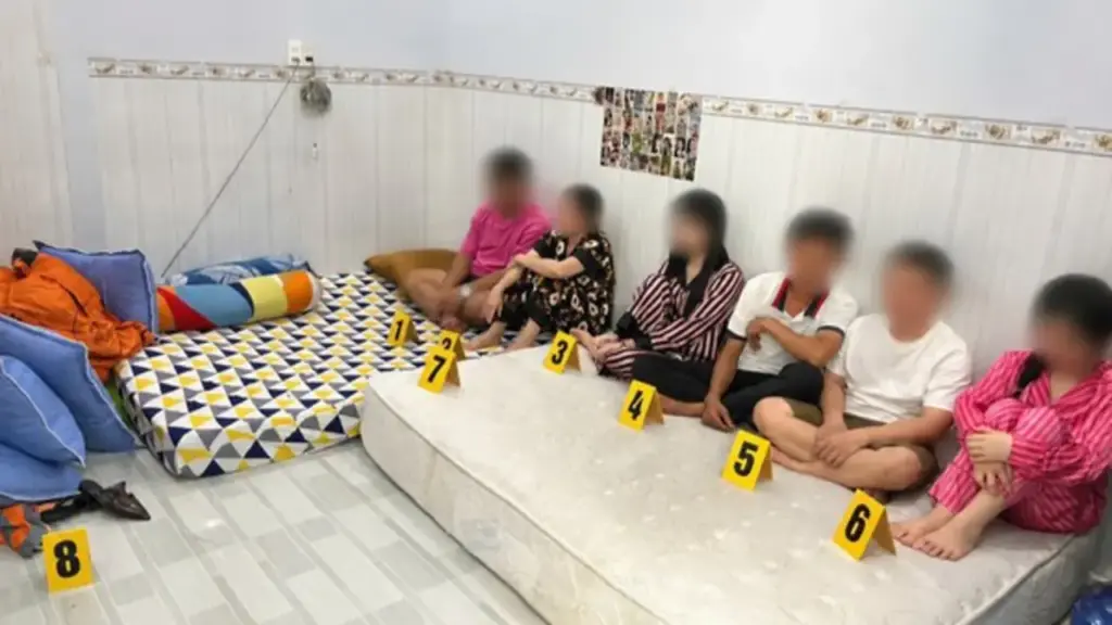 Kiểm tra căn nhà cho thuê, bắt quả tang nhóm người làm chuyện phạm pháp