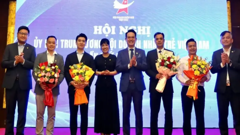 Kiện toàn 1 phó chủ tịch Hội Doanh nhân trẻ Việt Nam