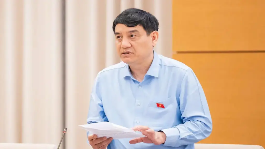 'Kỳ thi hai trong một đang bộc lộ nhiều bất cập'