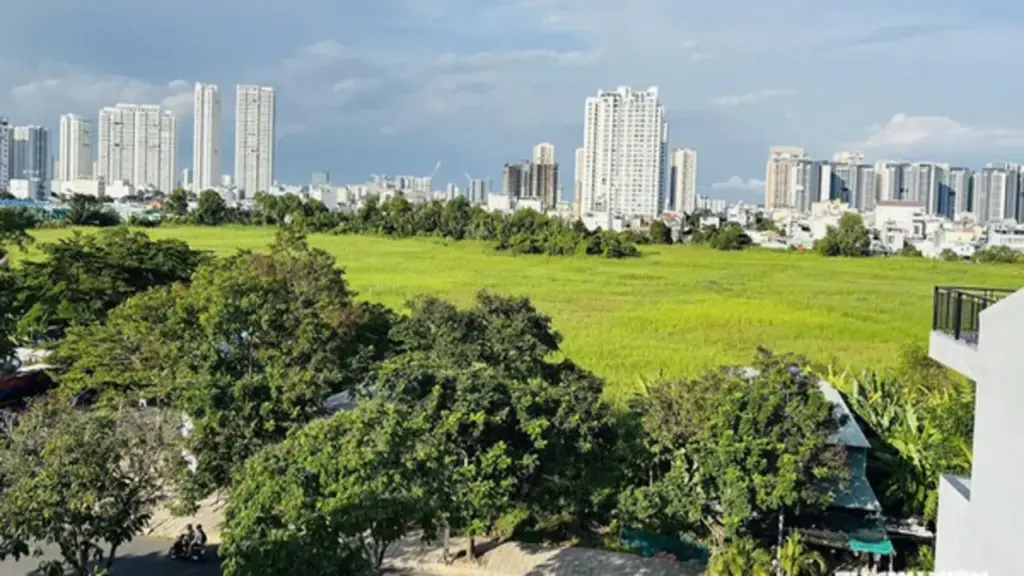 Lại đề xuất áp thuế cao với đất bỏ hoang